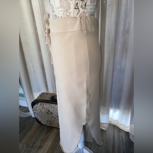 Frank and Eileen DONEGAL Unforgettable Skirt Tan Women’s Size Large Terry Cloth - Picture 2 of 10